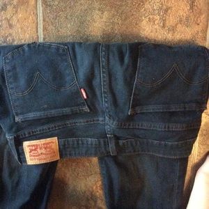 Levi skinny jeans